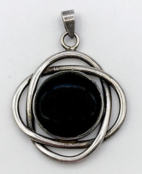 Vintage sterling silver fleur-de-lis pendant on hotsell black onyx necklace